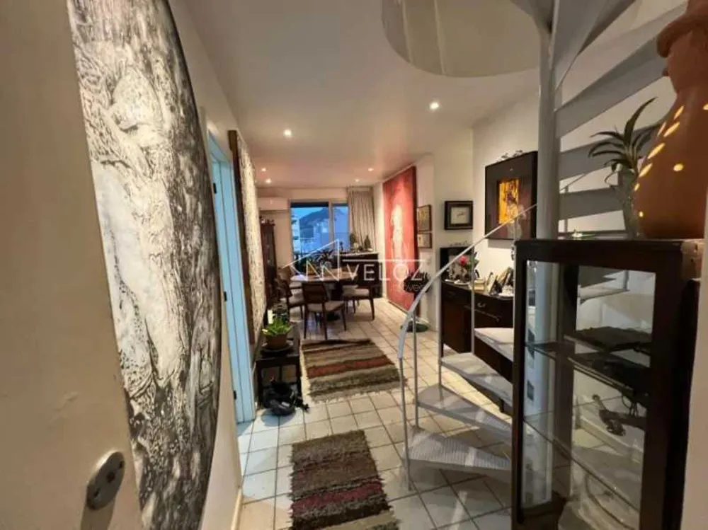 Cobertura, 3 quartos, 209 m² - Foto 12