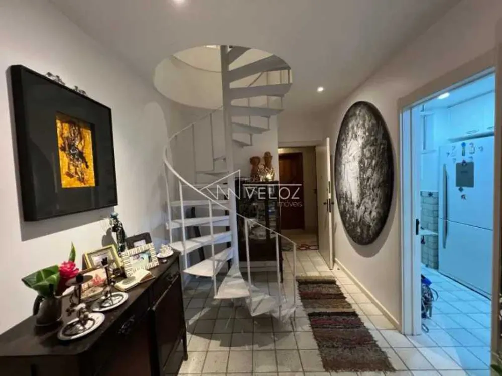 Cobertura, 3 quartos, 209 m² - Foto 5