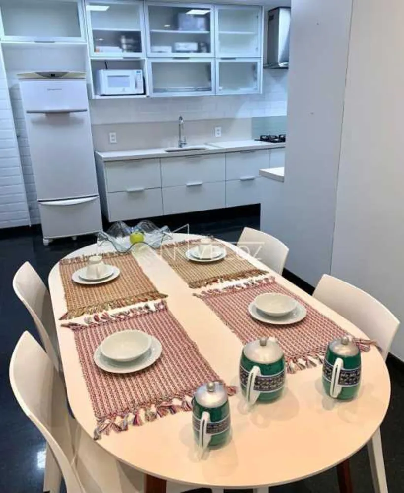 Apartamento, 3 quartos, 235 m² - Foto 1