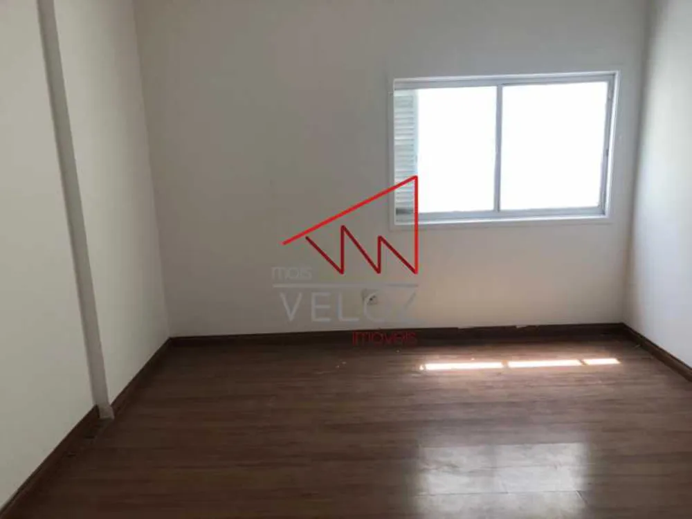 Sala-Conjunto, 210 m² - Foto 1