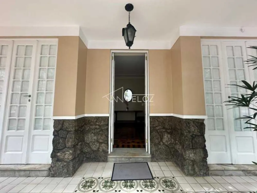 Apartamento, 3 quartos, 216 m² - Foto 2