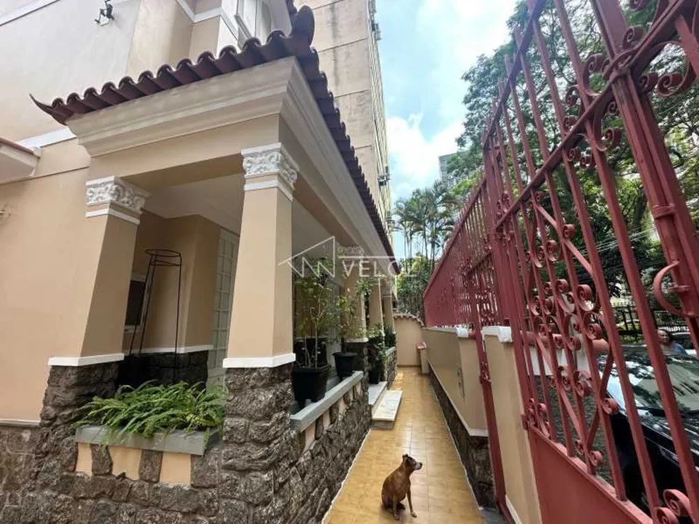 Apartamento, 3 quartos, 216 m² - Foto 1