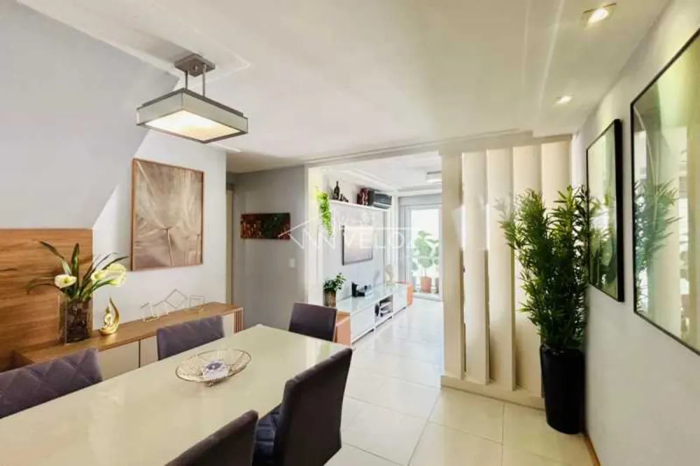 Cobertura, 3 quartos, 205 m² - Foto 1