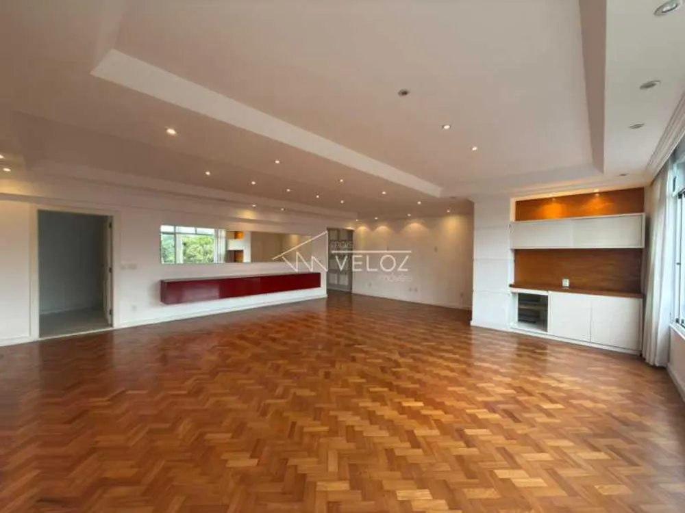 Apartamento, 3 quartos, 216 m² - Foto 3