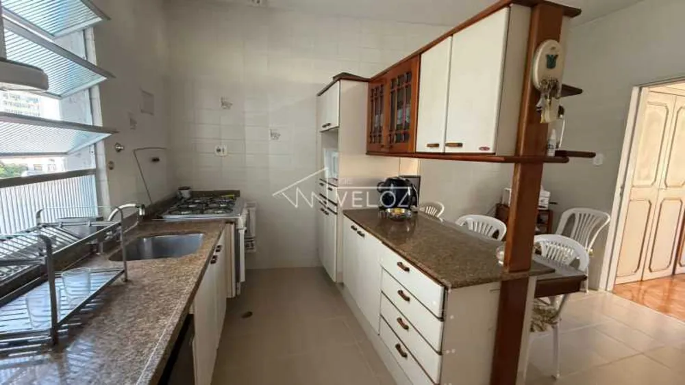 Apartamento, 4 quartos, 250 m² - Foto 2