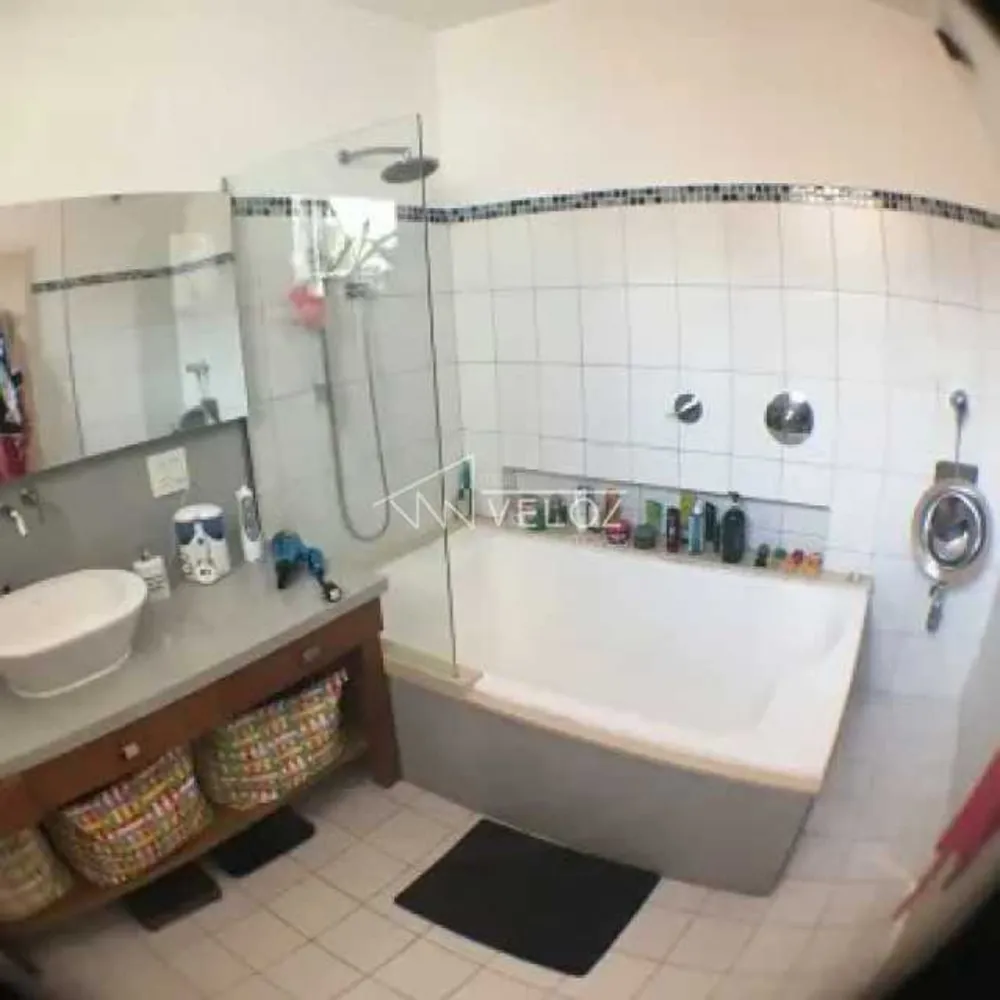 Apartamento, 3 quartos, 196 m² - Foto 1