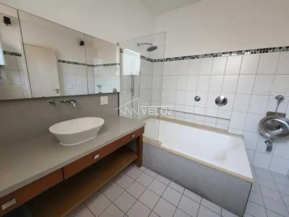 Apartamento, 3 quartos, 196 m² - Foto 13