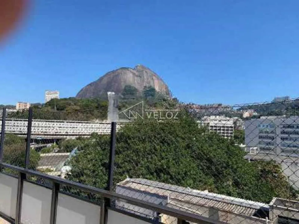 Cobertura, 4 quartos, 258 m² - Foto 2