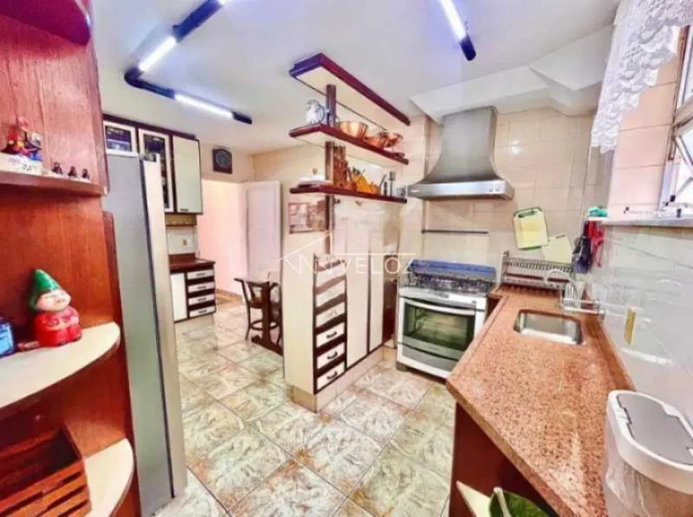 Apartamento, 4 quartos, 250 m² - Foto 21