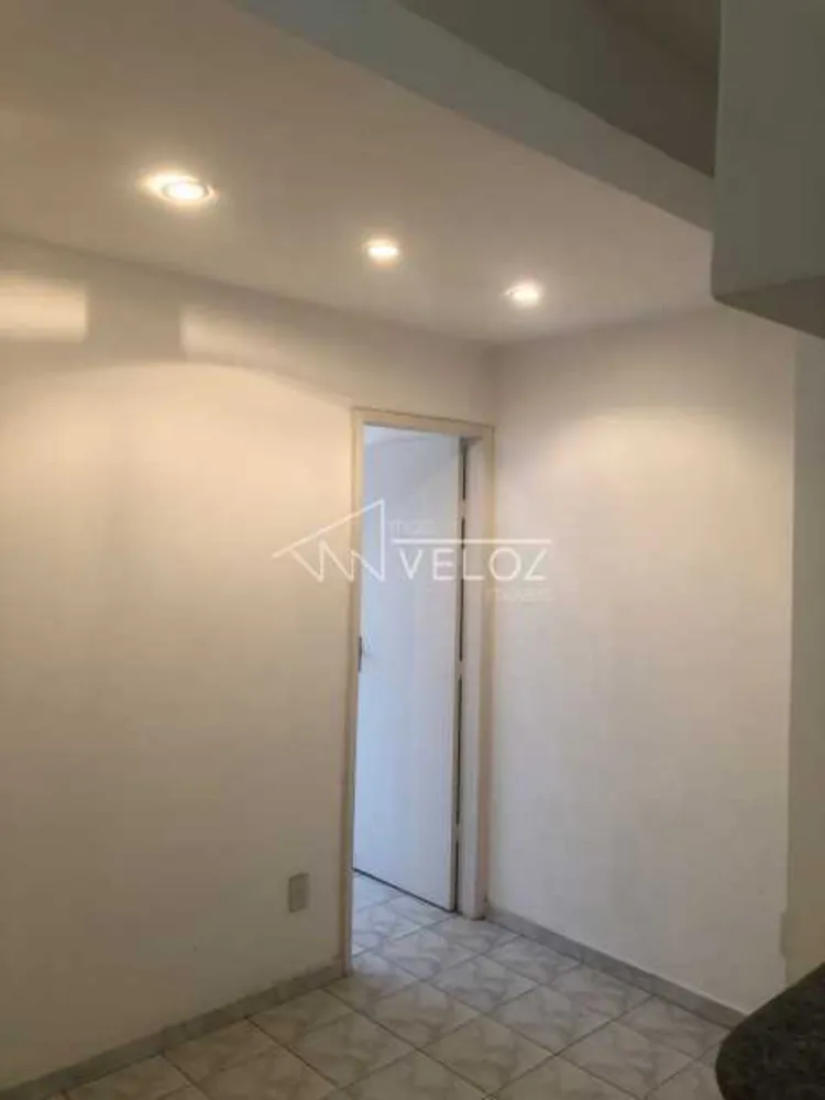 Apartamento, 1 quarto, 29 m² - Foto 2