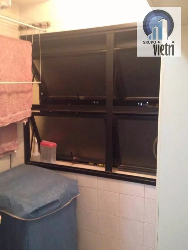 Apartamento à venda com 2 quartos, 65m² - Foto 4