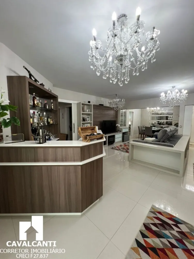 Apartamento, 3 quartos, 145 m² - Foto 2