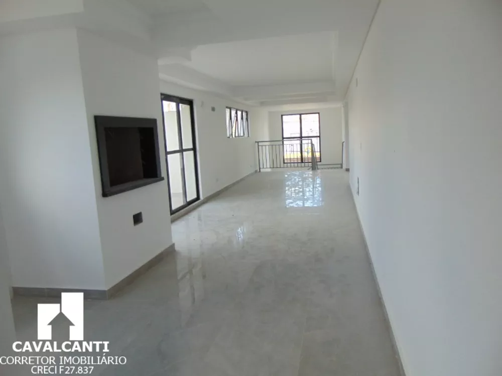 Apartamento à venda com 3 quartos, 94m² - Foto 2