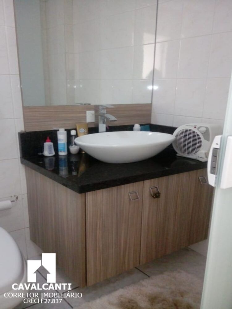 Apartamento à venda com 3 quartos, 71m² - Foto 1