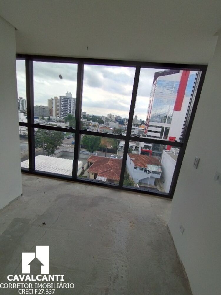 Apartamento à venda com 3 quartos, 186m² - Foto 1