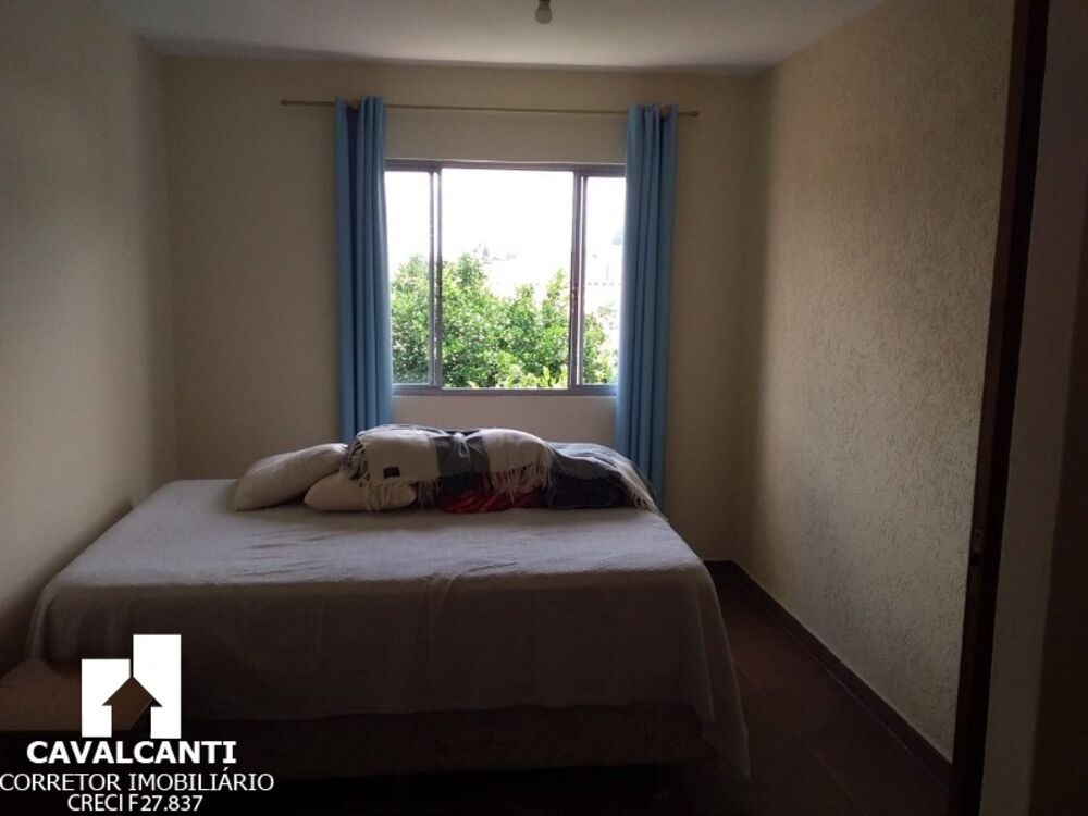 Casa à venda com 4 quartos, 250m² - Foto 4