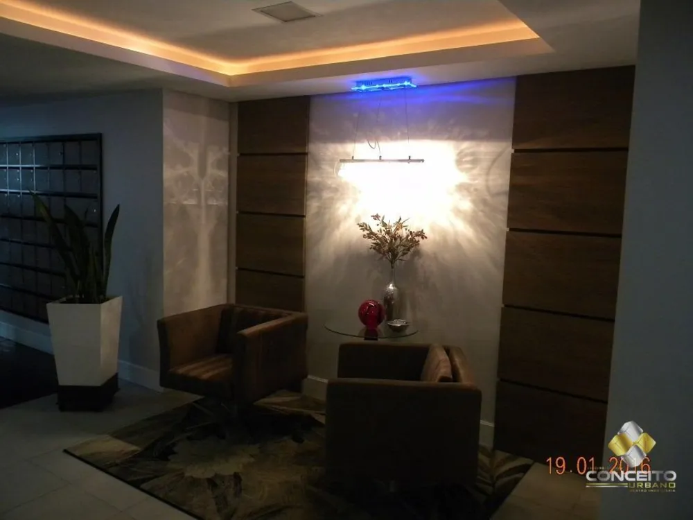 Apartamento, 3 quartos, 120 m² - Foto 2