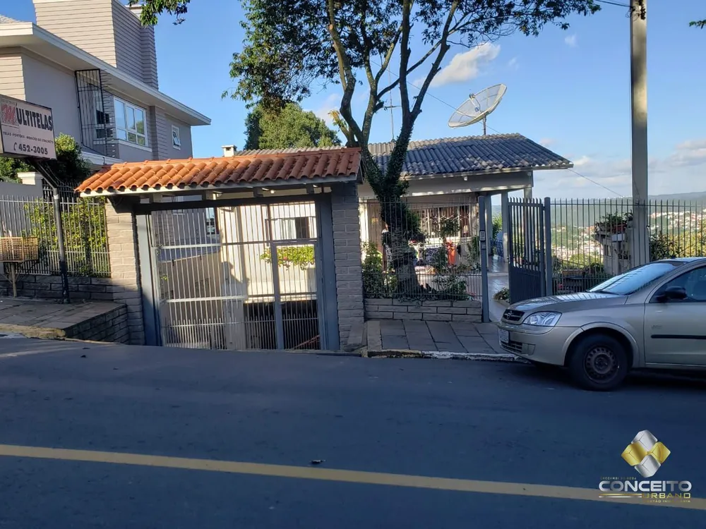 Casa, 3 quartos, 240 m² - Foto 1