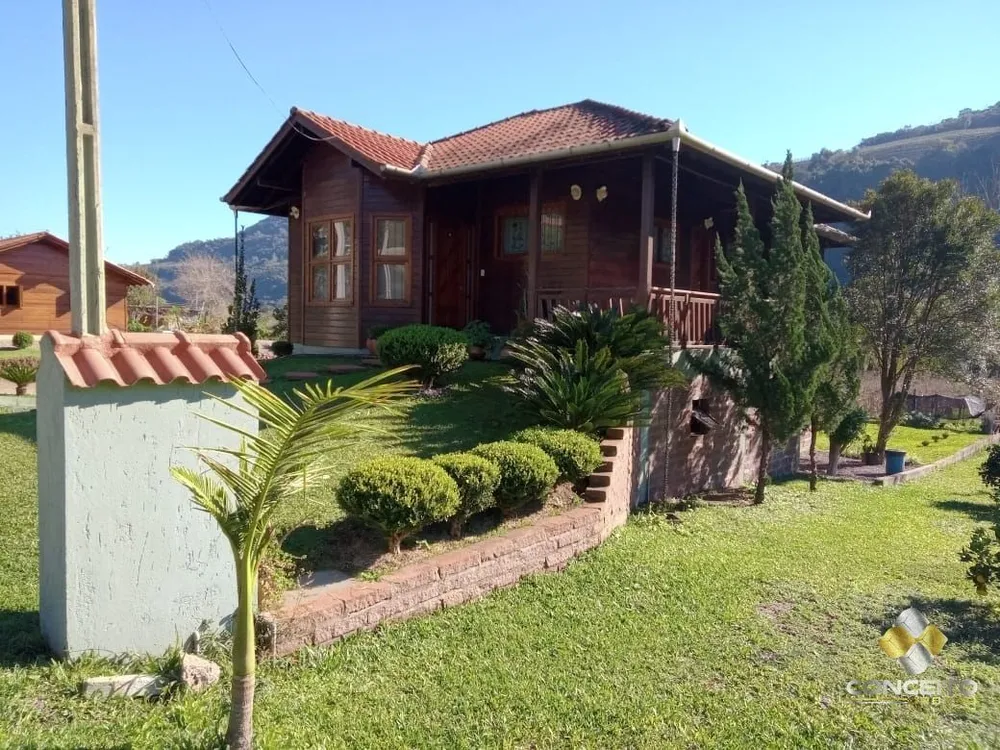 Casa, 5 quartos, 140 m² - Foto 1