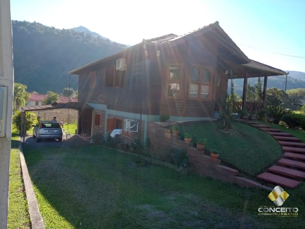 Casa, 5 quartos, 140 m² - Foto 3