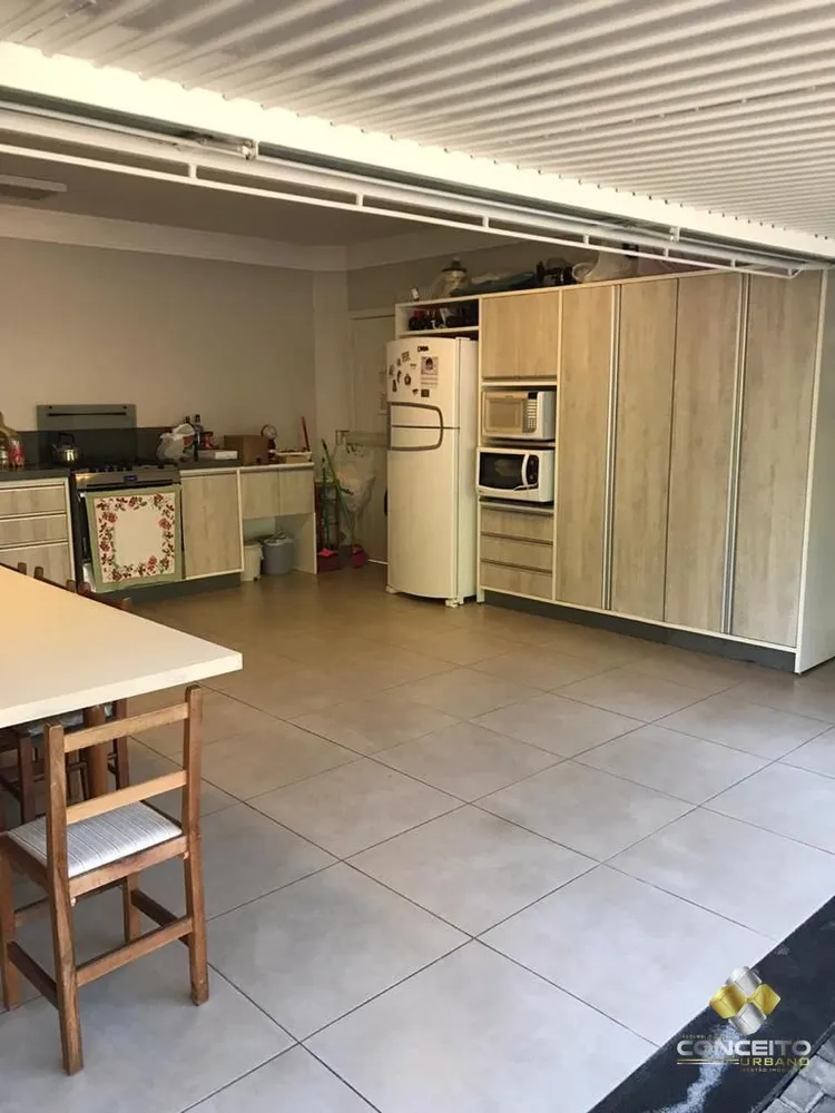 Casa, 3 quartos, 190 m² - Foto 4