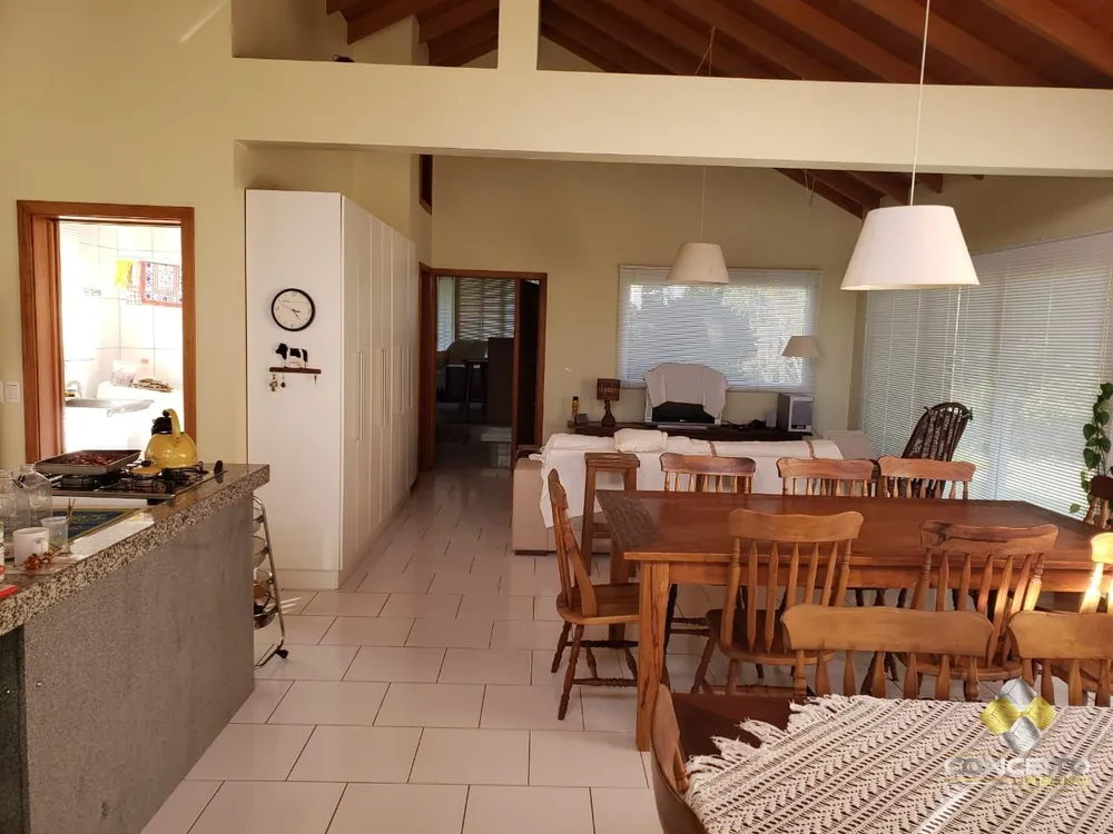 Casa, 5 quartos, 181 m² - Foto 4