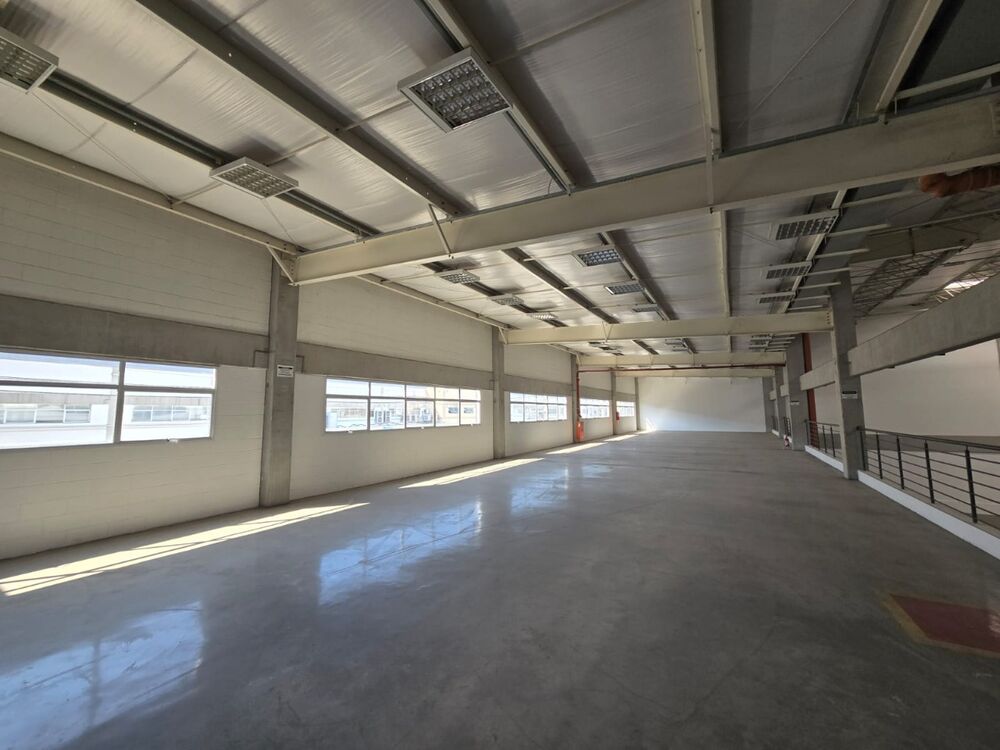 Depósito-Galpão-Armazém para alugar, 2643m² - Foto 4