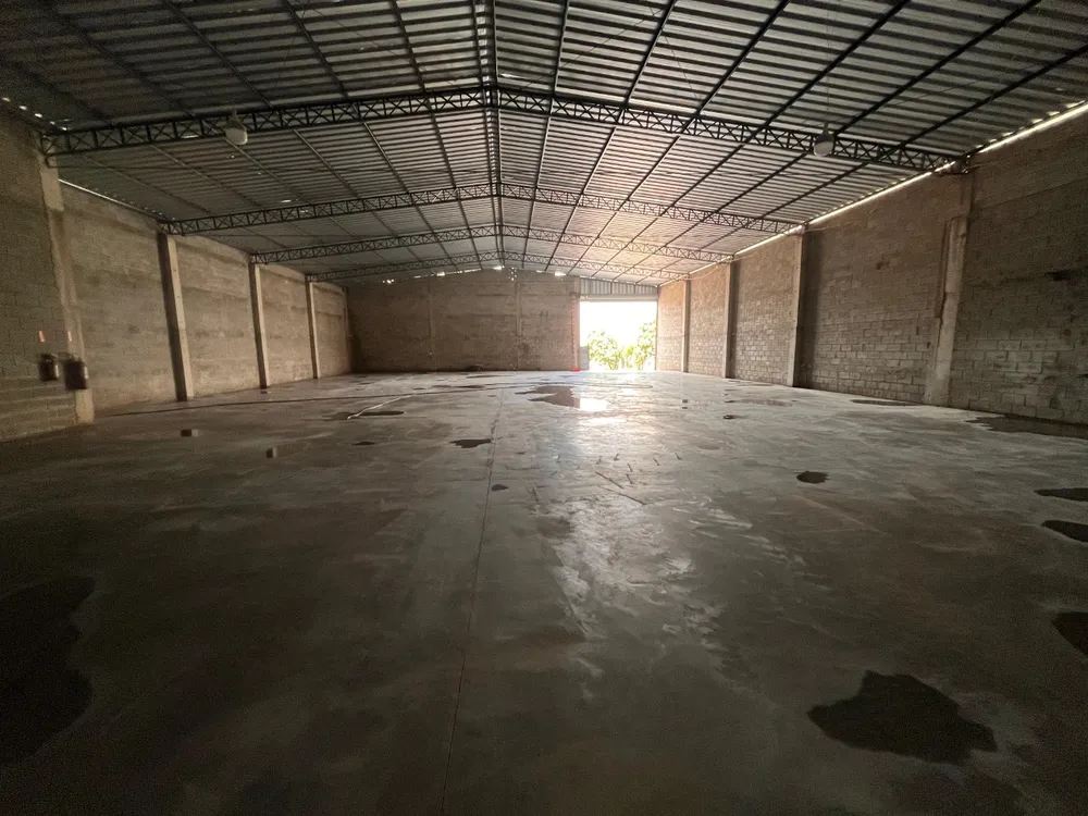 Depósito-Galpão, 600 m² - Foto 1