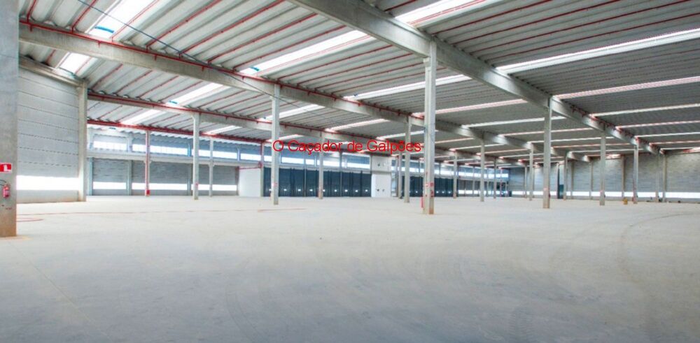 Depósito-Galpão, 4928 m² - Foto 1
