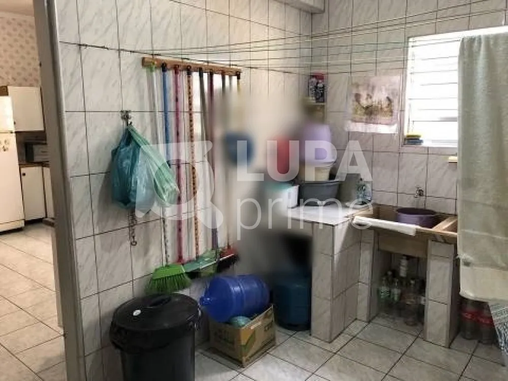 Casa, 2 quartos, 220 m² - Foto 11