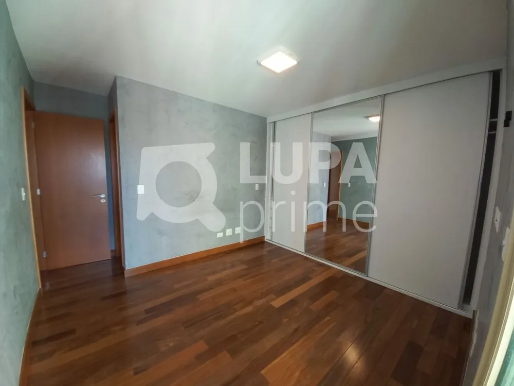 Apartamento, 3 quartos, 230 m² - Foto 12
