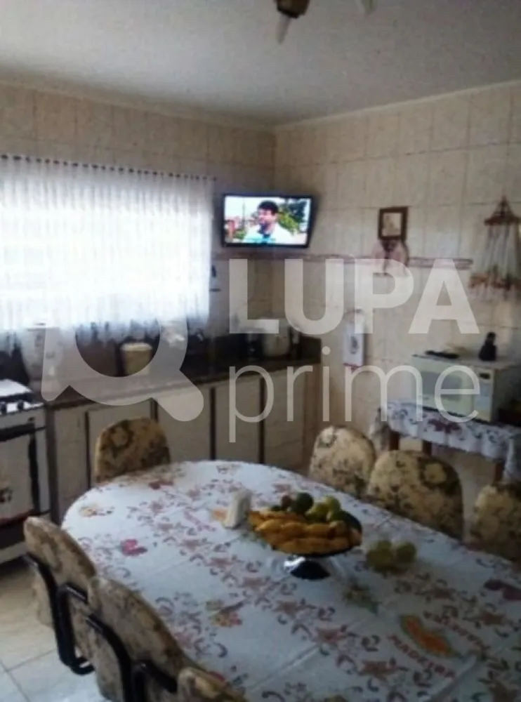 Casa, 4 quartos, 231 m² - Foto 3