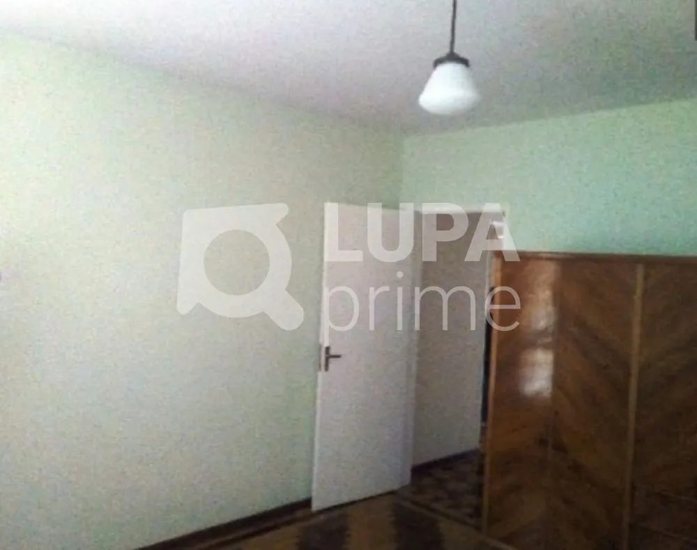 Casa, 4 quartos, 231 m² - Foto 2