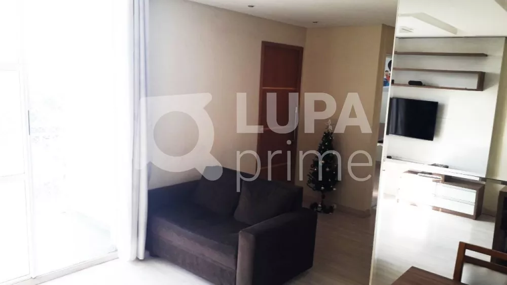 Apartamento à venda com 3 quartos, 61m² - Foto 2