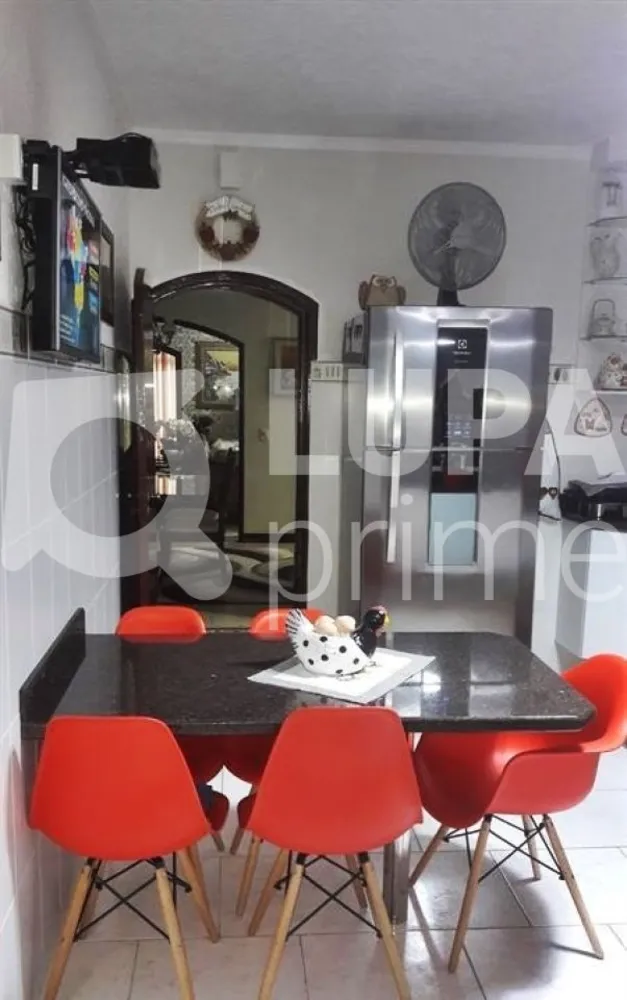 Casa, 3 quartos, 220 m² - Foto 8