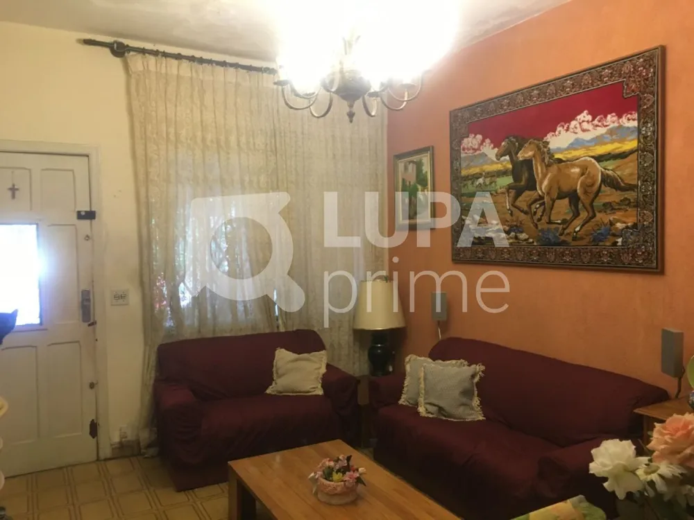 Casa, 3 quartos, 210 m² - Foto 2