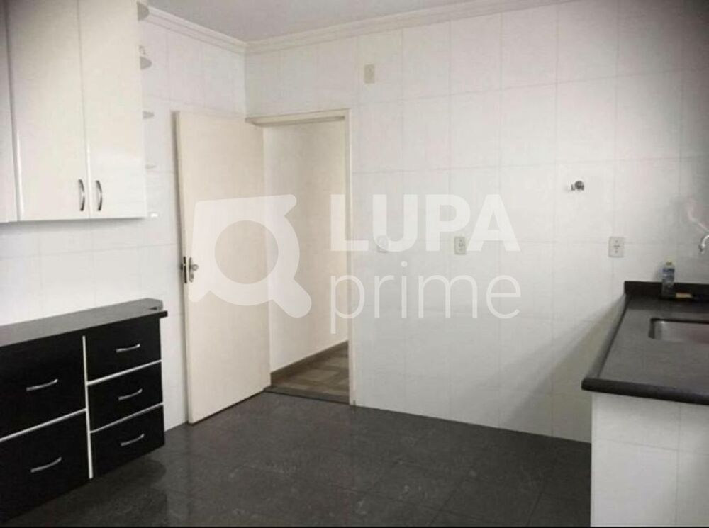 Casa à venda com 3 quartos, 120m² - Foto 1