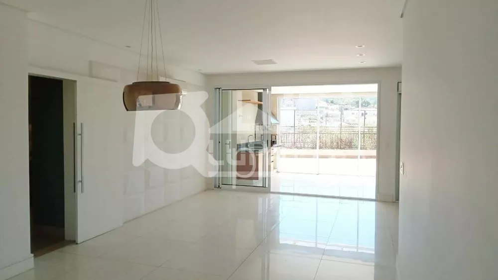 Apartamento para alugar com 3 quartos, 270m² - Foto 3