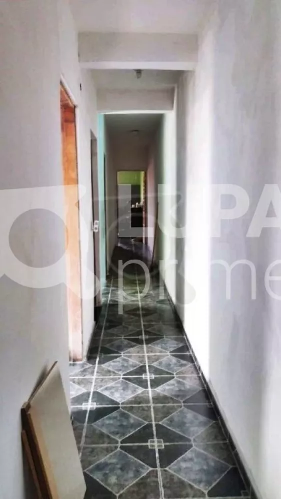 Casa à venda com 4 quartos, 152m² - Foto 3