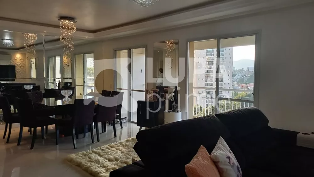 Apartamento à venda com 2 quartos, 104m² - Foto 1