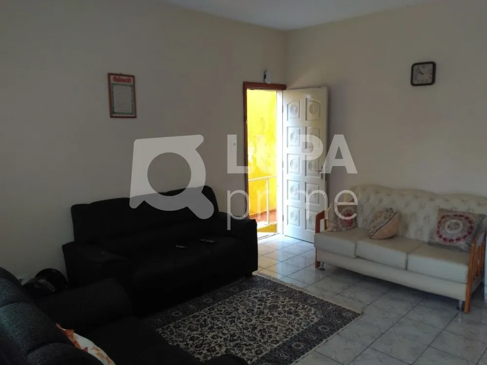 Casa, 2 quartos, 230 m² - Foto 3