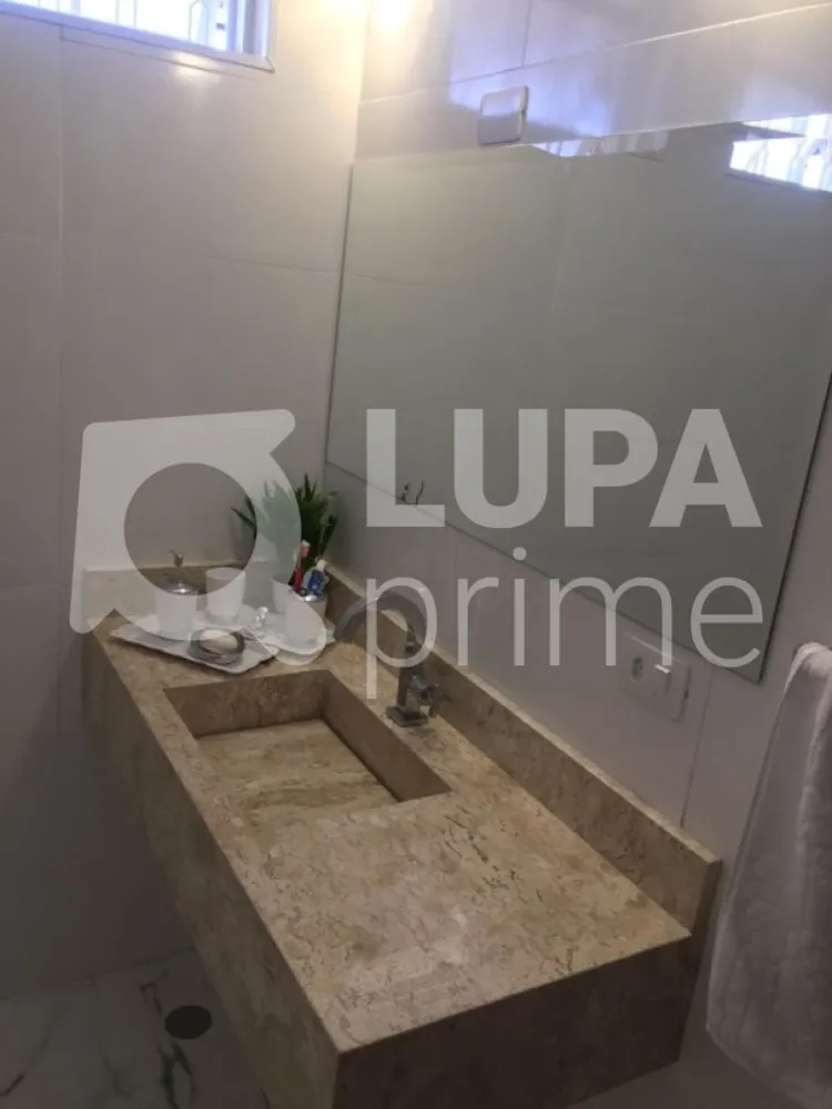 Casa, 3 quartos, 240 m² - Foto 8