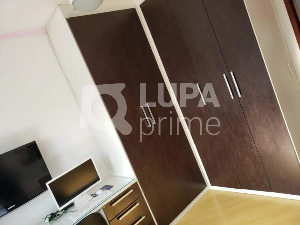Casa, 3 quartos, 240 m² - Foto 1