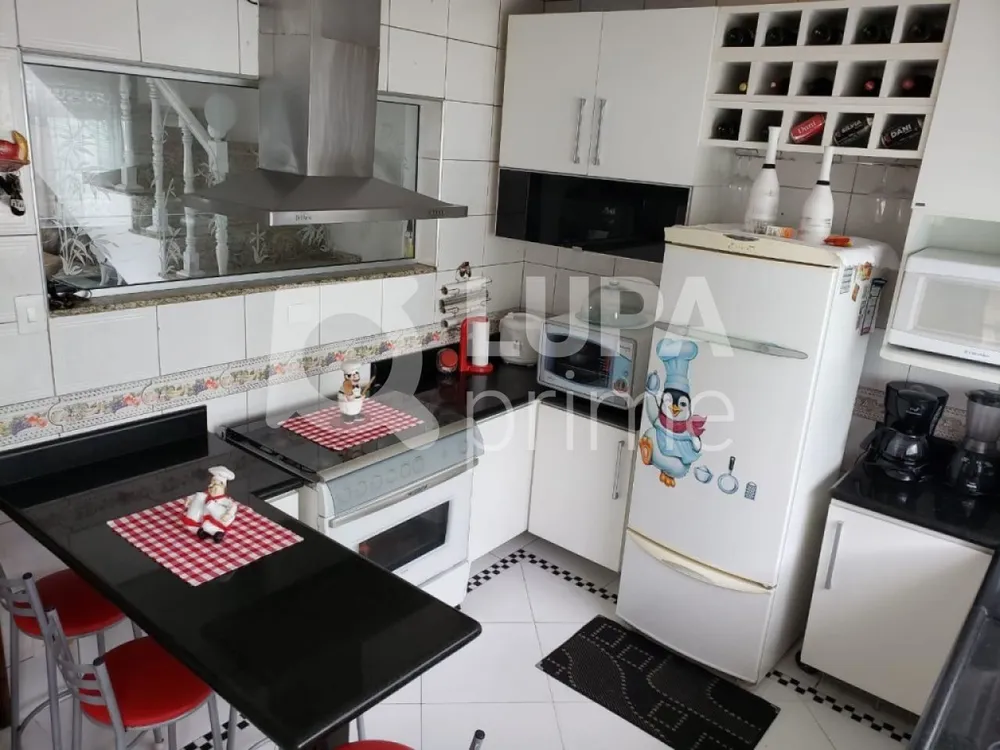 Casa, 3 quartos, 240 m² - Foto 10