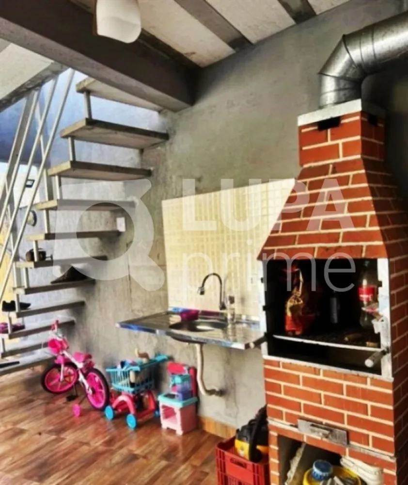 Casa, 5 quartos, 242 m² - Foto 6