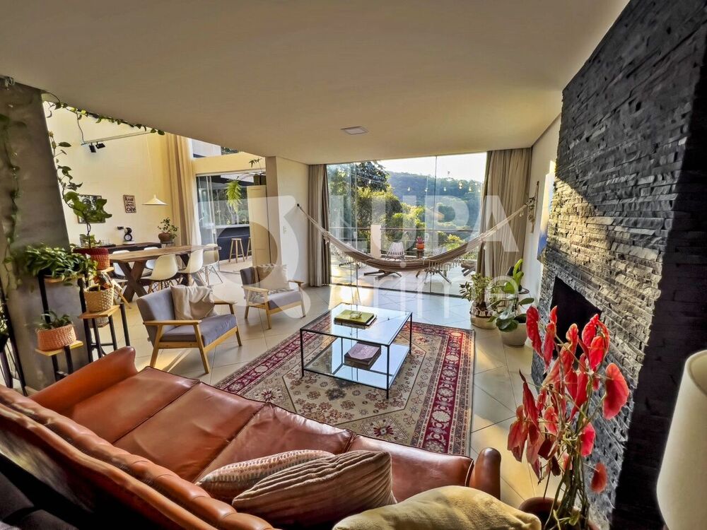 Casa, 3 quartos, 320 m² - Foto 2