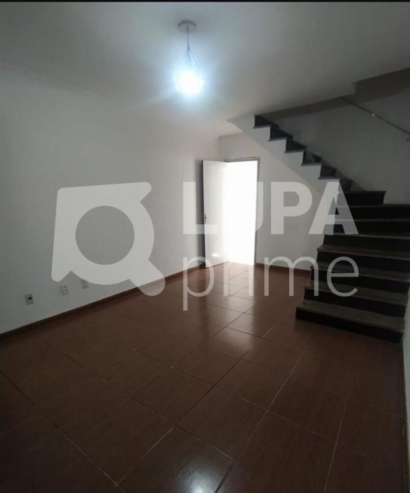 Casa, 2 quartos, 100 m² - Foto 2