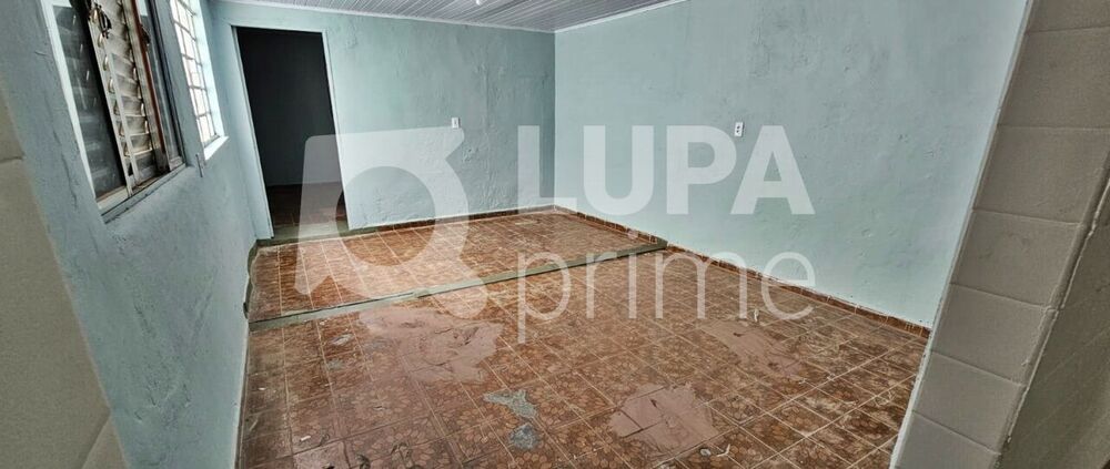 Casa, 1 quarto, 80 m² - Foto 1