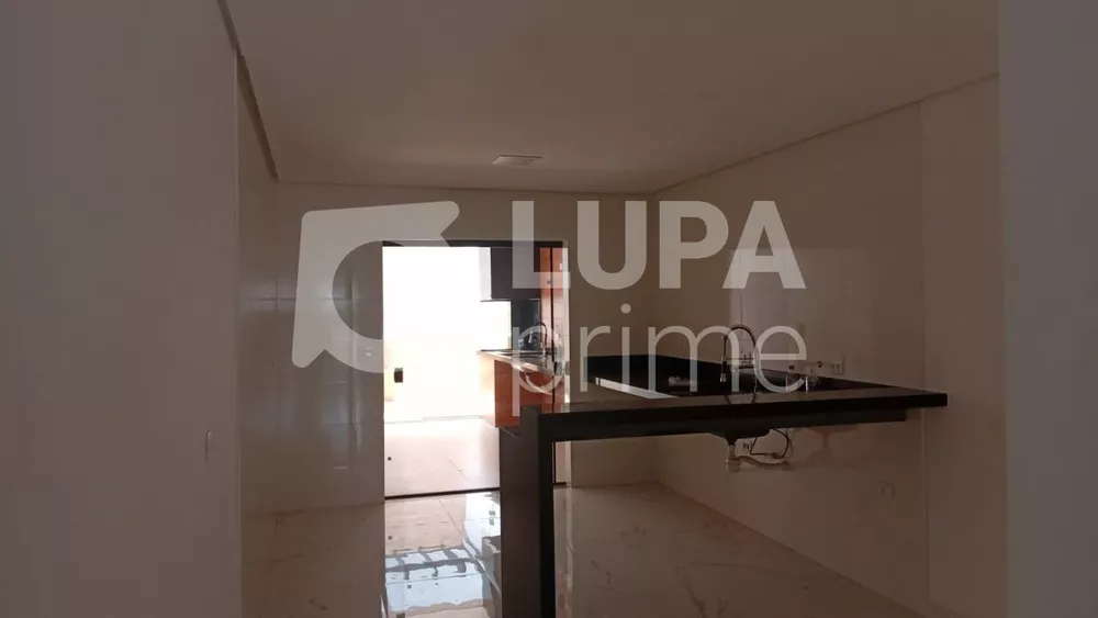 Casa à venda com 3 quartos, 165m² - Foto 8