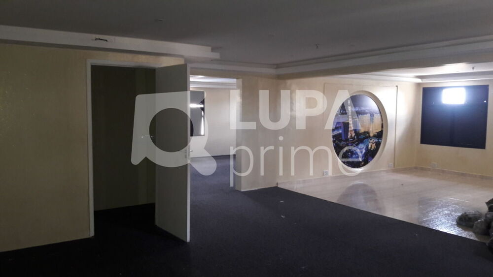 Box-Garagem, 155 m² - Foto 1